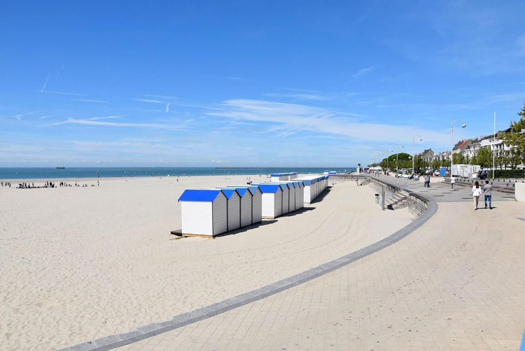 Le Petit Bonheur De La Haute Boulogne-sur-Mer Exteriör bild